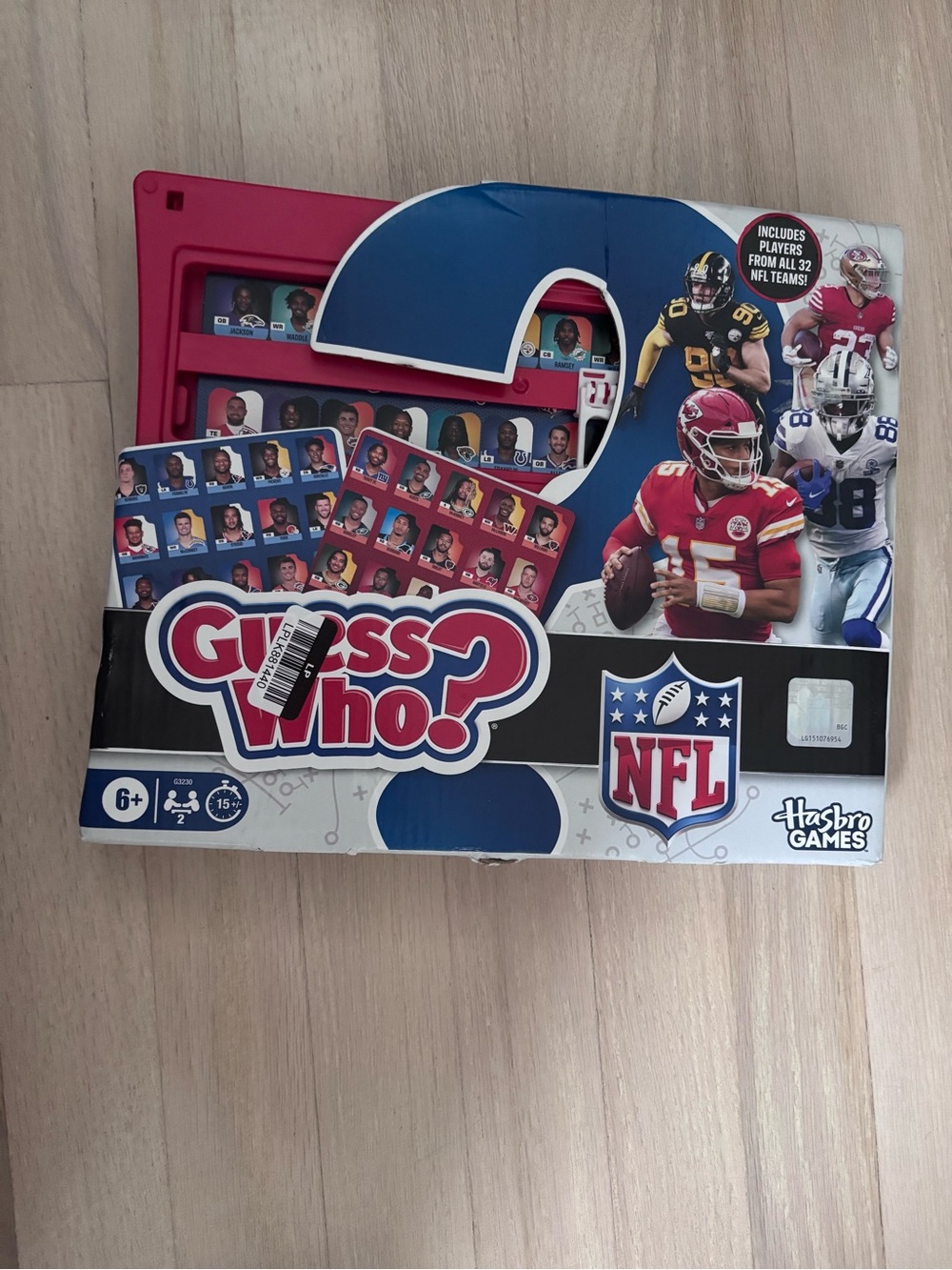 Guess Who? NFL Edition - Red & Blue - NWT